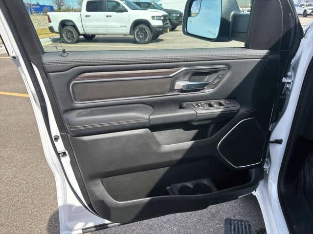 2026 Ram 1500 Laramie Crew Cab 4x4 5'7" Box