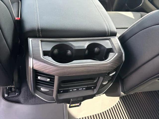 2026 Ram 1500 Laramie Crew Cab 4x4 5'7" Box