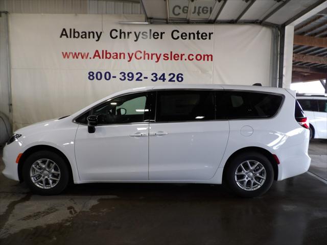 2026 Chrysler Voyager VOYAGER LX