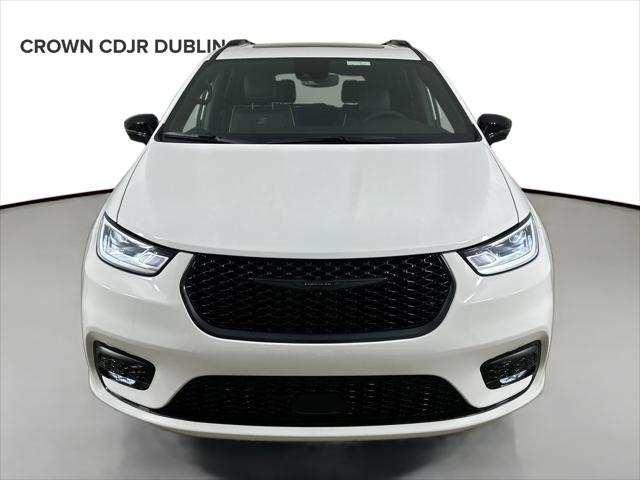 2026 Chrysler Pacifica PACIFICA LIMITED AWD