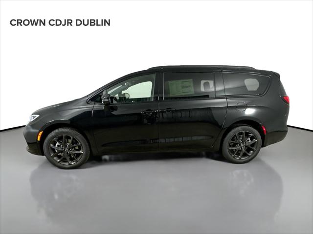 2026 Chrysler Pacifica Limited AWD