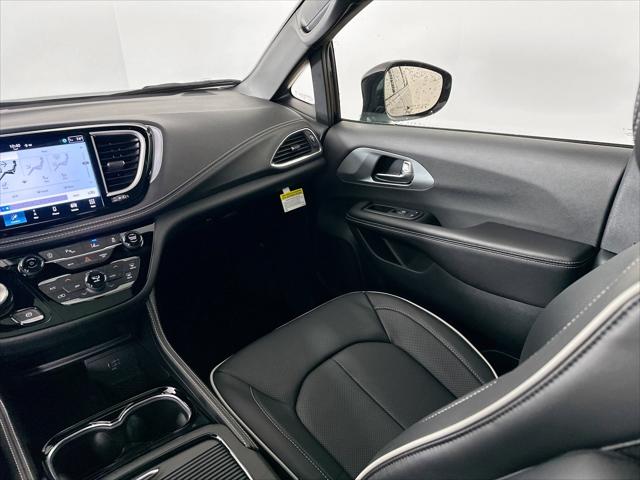 2026 Chrysler Pacifica Limited AWD