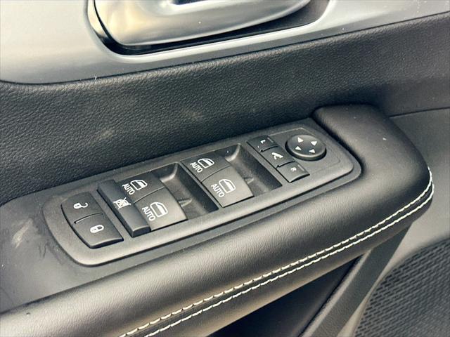 2026 Chrysler Pacifica Limited AWD