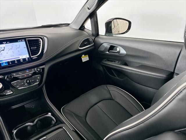 2026 Chrysler Pacifica Limited AWD