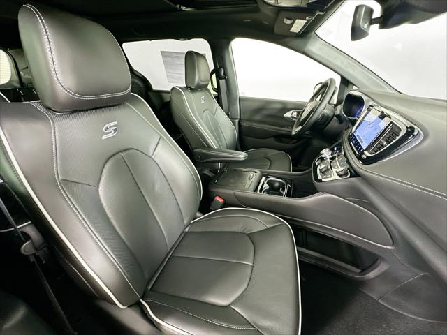 2026 Chrysler Pacifica Limited AWD