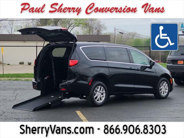 2026 Chrysler Voyager VOYAGER LX