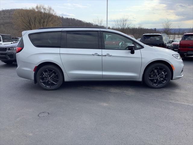 2026 Chrysler Pacifica PACIFICA LIMITED AWD 2026 Chrysler Pacifica PACIFICA LIMITED AWD