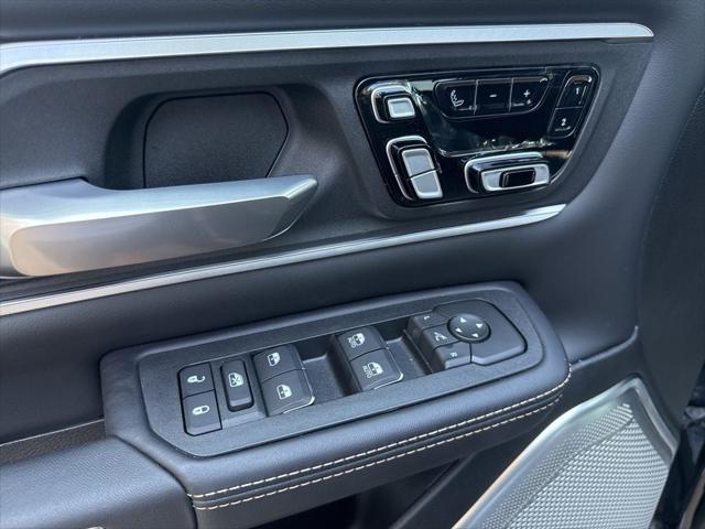 2026 Ram 1500 Tungsten Crew Cab 4x4 5'7" Box