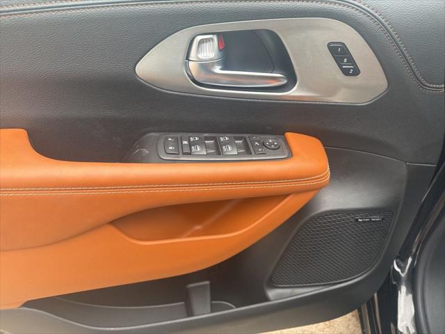 2026 Chrysler Pacifica Pinnacle AWD