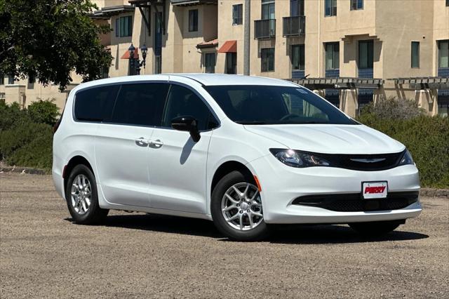 2026 Chrysler Voyager VOYAGER LX