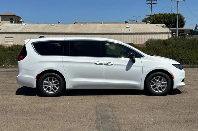 2026 Chrysler Voyager VOYAGER LX