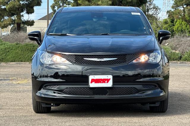 2026 Chrysler Voyager VOYAGER LX