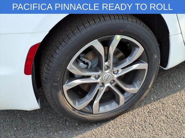 2026 Chrysler Pacifica Pinnacle AWD