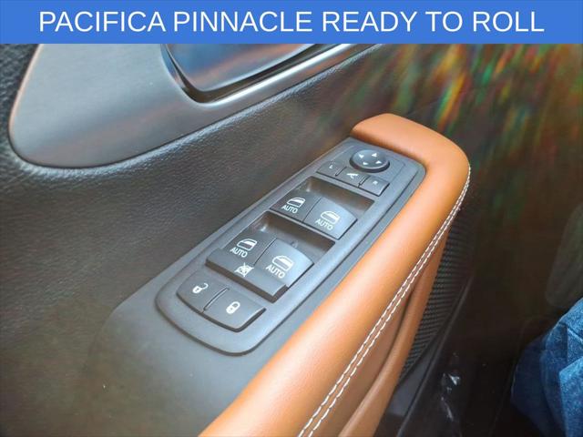 2026 Chrysler Pacifica Pinnacle AWD