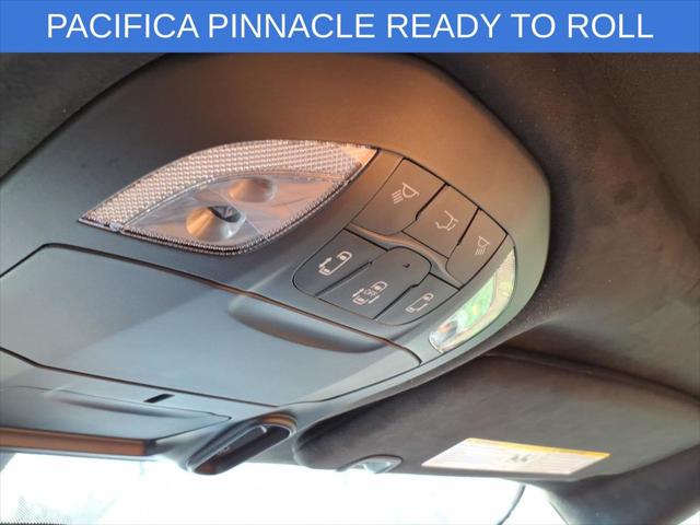 2026 Chrysler Pacifica Pinnacle AWD