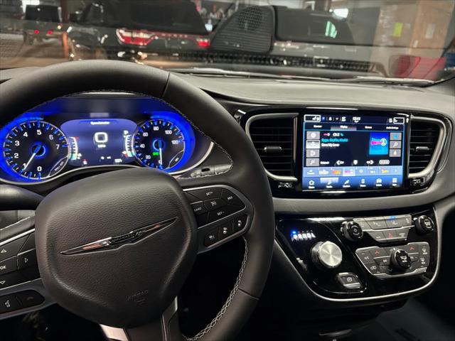 2026 Chrysler Voyager VOYAGER LX