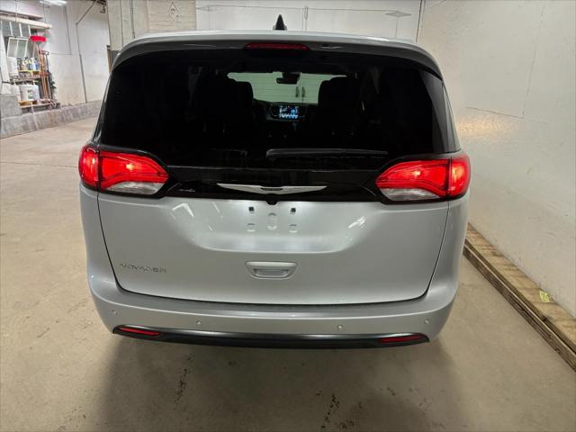 2026 Chrysler Voyager LX