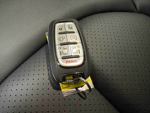 2026 Chrysler Voyager LX