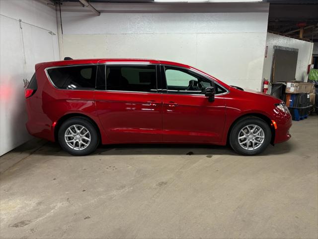 2026 Chrysler Voyager LX