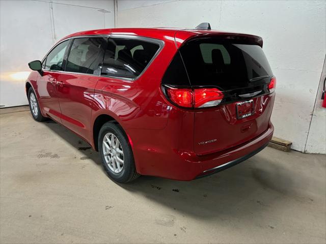 2026 Chrysler Voyager LX