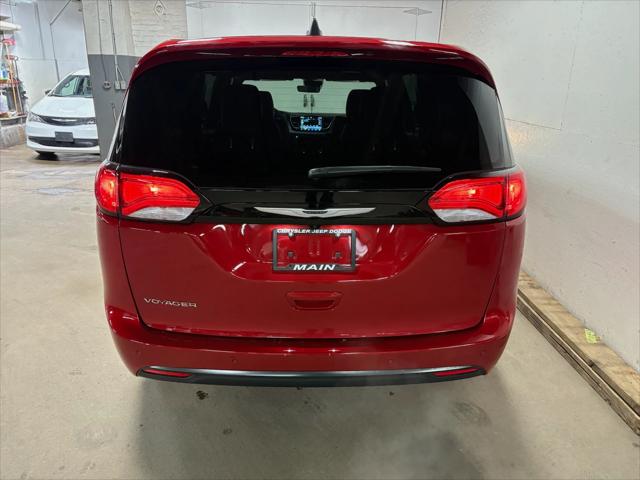 2026 Chrysler Voyager LX