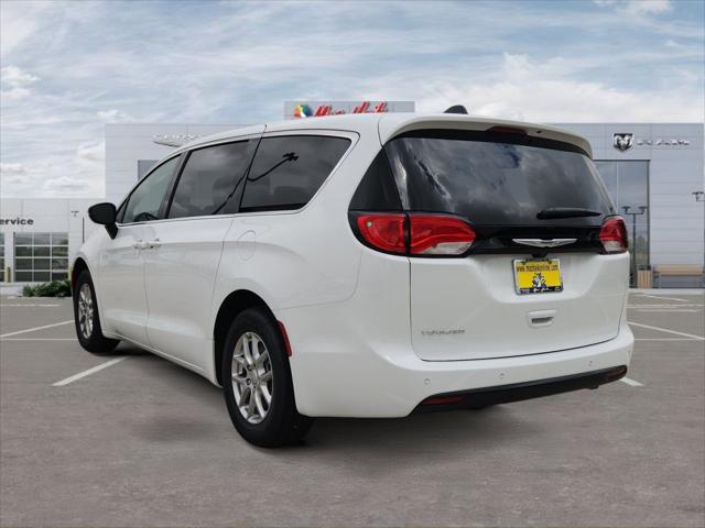 2026 Chrysler Voyager VOYAGER LX