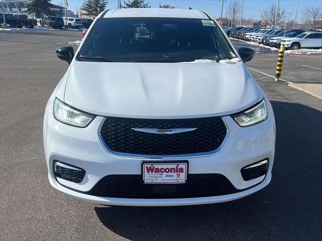 2026 Chrysler Pacifica PACIFICA SELECT AWD