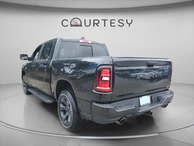 2026 RAM Ram 1500 RAM 1500 EXPRESS CREW CAB 4X4 57 BOX