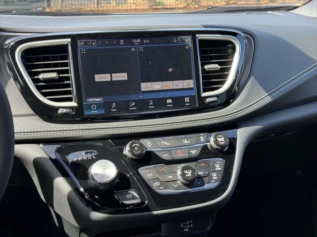 2026 Chrysler Pacifica PACIFICA SELECT 2026 Chrysler Pacifica PACIFICA SELECT