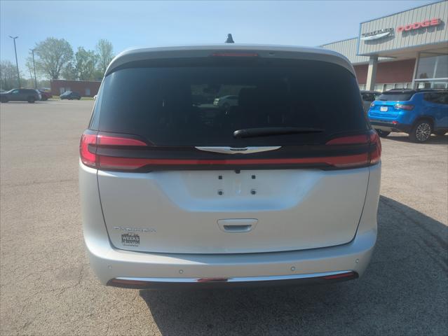 2026 Chrysler Pacifica PACIFICA SELECT