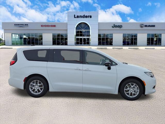 2026 Chrysler Voyager VOYAGER LX