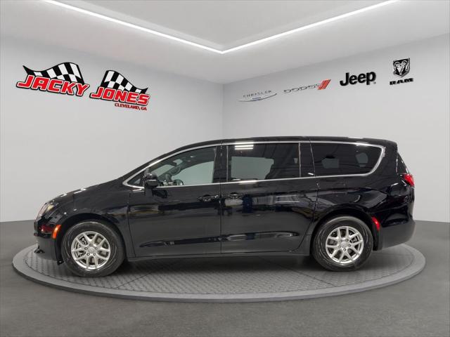 2026 Chrysler Voyager VOYAGER LX