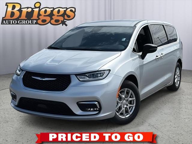 2026 Chrysler Pacifica Select for sale in Fort Scott, KS