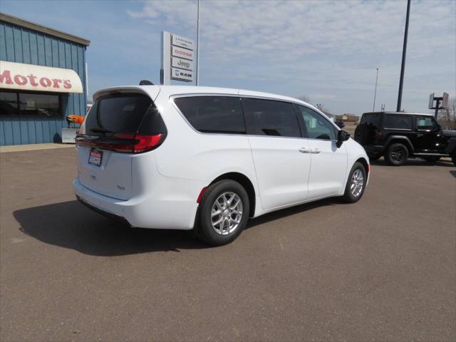 2026 Chrysler Voyager VOYAGER LX
