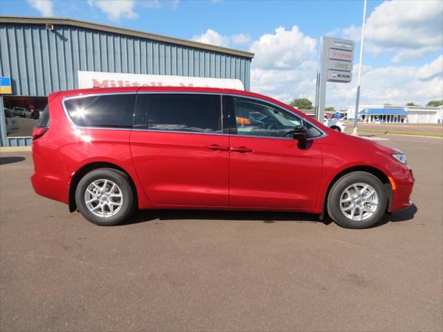 2026 Chrysler Voyager VOYAGER LX