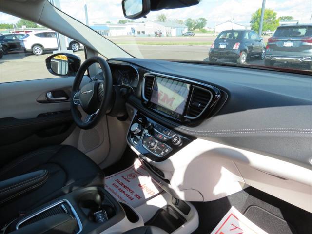 2026 Chrysler Voyager VOYAGER LX