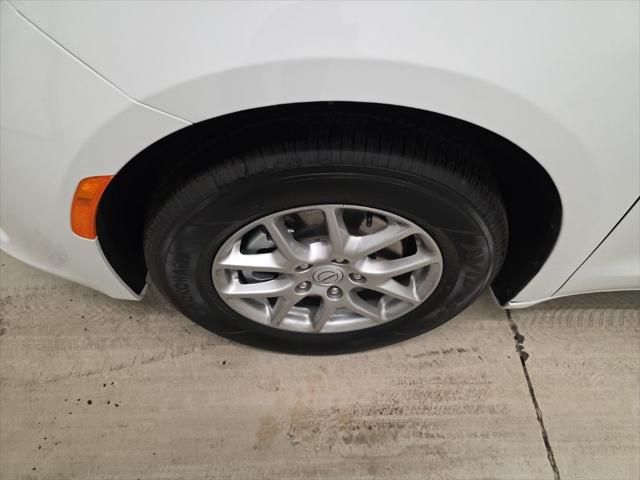 2026 Chrysler Voyager VOYAGER LX