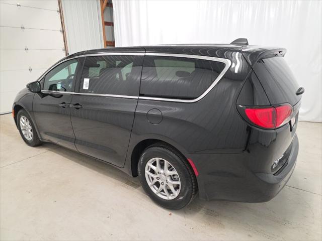 2026 Chrysler Voyager VOYAGER LX