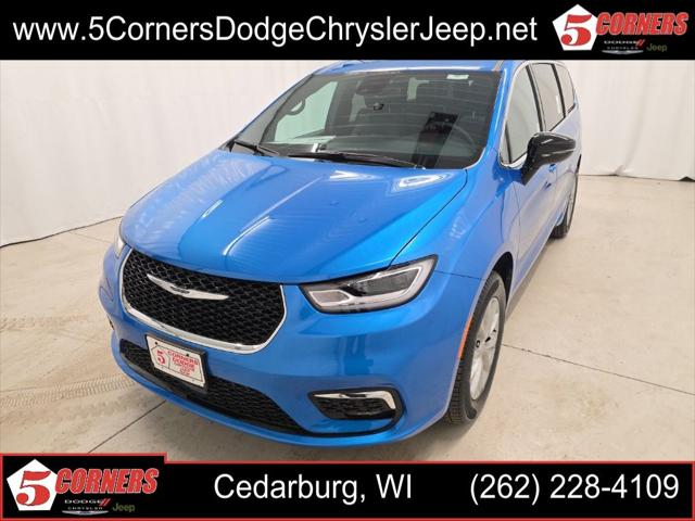 2026 Chrysler Pacifica PACIFICA SELECT AWD