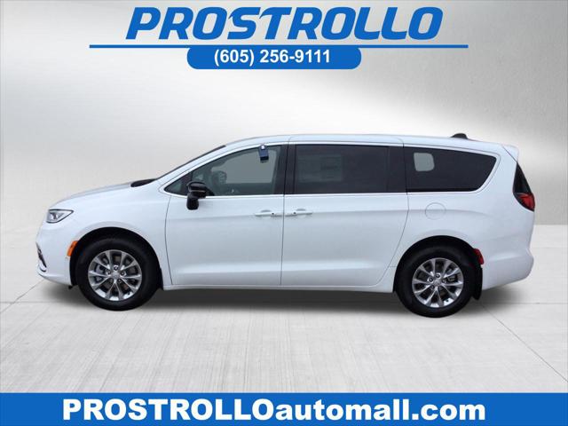 2026 Chrysler Pacifica PACIFICA LIMITED AWD