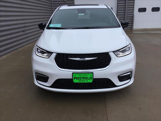 2026 Chrysler Pacifica PACIFICA LIMITED AWD