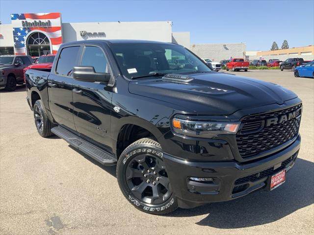 2026 RAM 1500 RAM 1500 EXPRESS CREW CAB 4X4 57 BOX