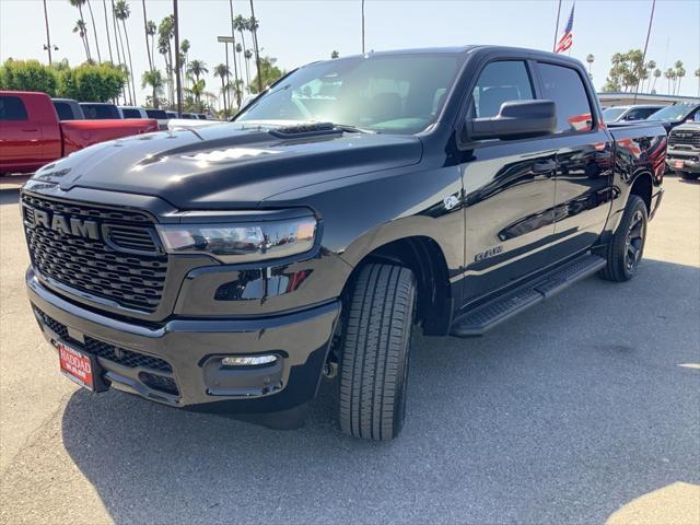 2026 RAM 1500 RAM 1500 EXPRESS CREW CAB 4X4 57 BOX