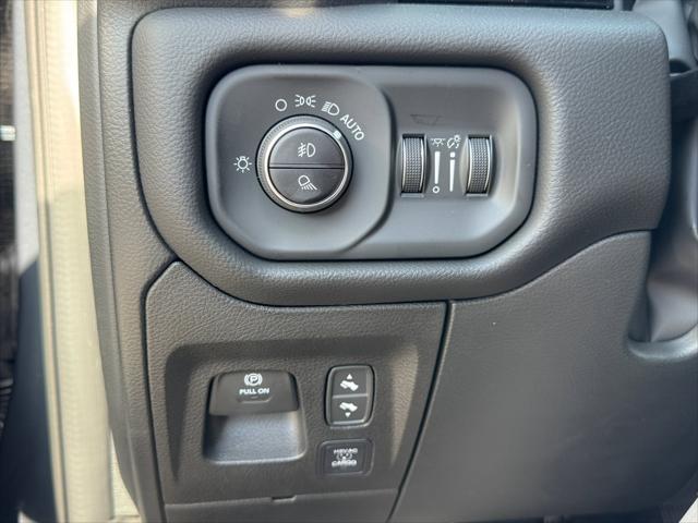 2026 Ram 1500 Rebel Crew Cab 4x4 5'7" Box