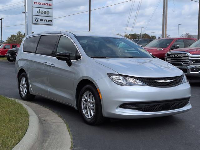 2026 Chrysler Voyager VOYAGER LX
