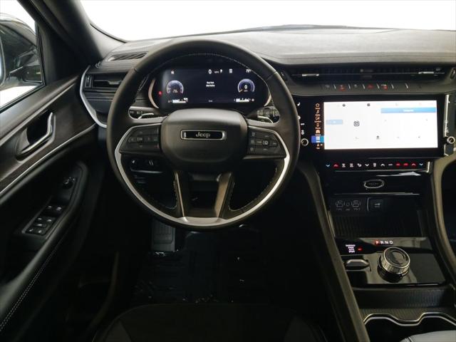 2026 Jeep Grand Cherokee L Altitude 4x4