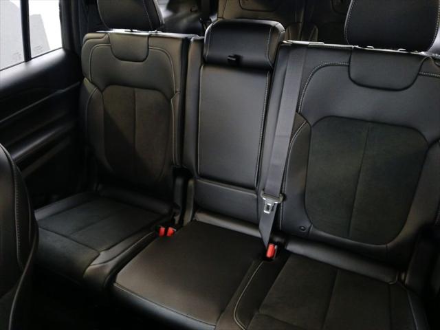 2026 Jeep Grand Cherokee L Altitude 4x4