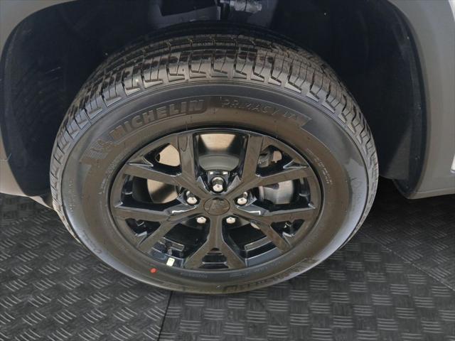 2026 Jeep Grand Cherokee L Altitude 4x4