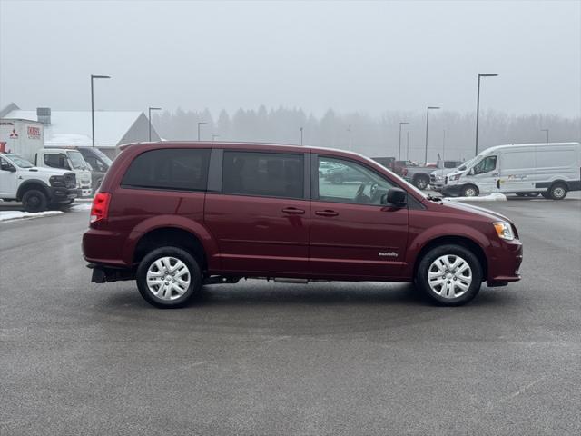 2016 Dodge Grand Caravan SE 2016 Dodge Grand Caravan SE