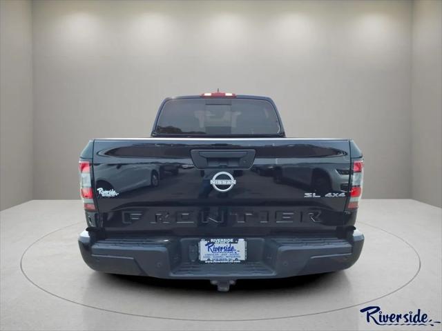 2024 Nissan Frontier Crew Cab SL 4x4